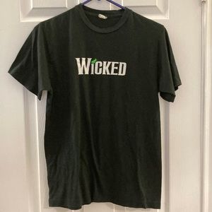 🌞 5 for $25. Black t-shirt from Wicked. GUC. Size small.